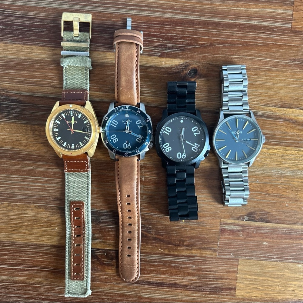 NIXON 4 WATCH LOT BUNDLE: Nixon Rover, Ranger leather, Ranger, and Sentry